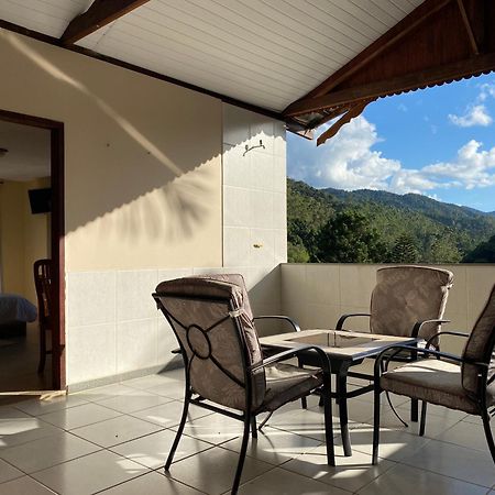 Casa Mara Acomodação com café da manhã Nova Friburgo Exterior foto